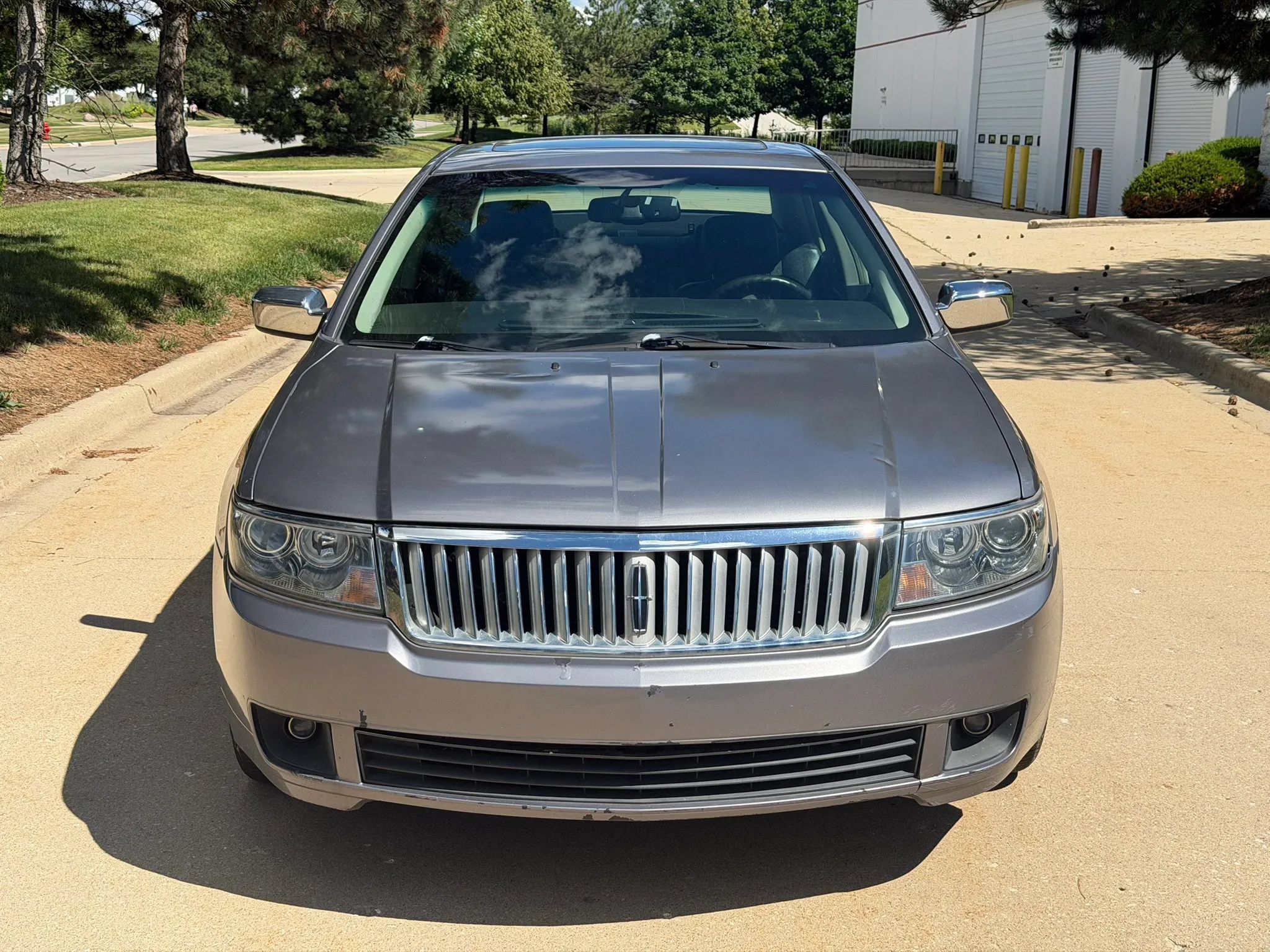 Used 2006 Lincoln Zephyr FWD image 2