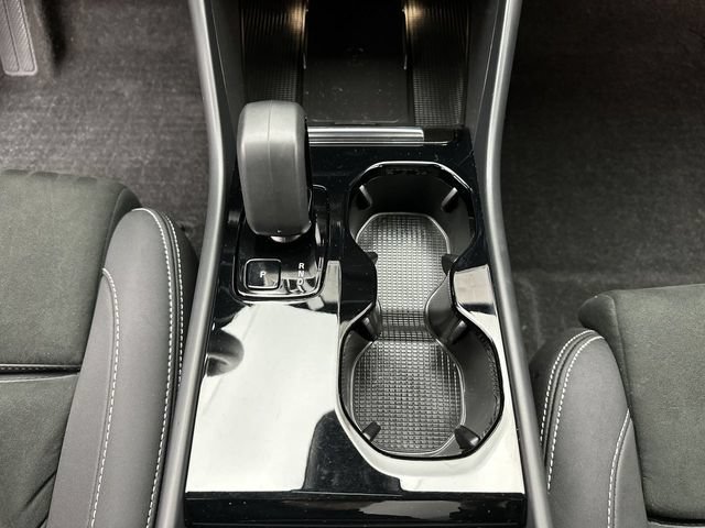 Certified 2023 Volvo C40 P8 Recharge Ultimate w/ Protection Package Premier AWD/4WD image 20