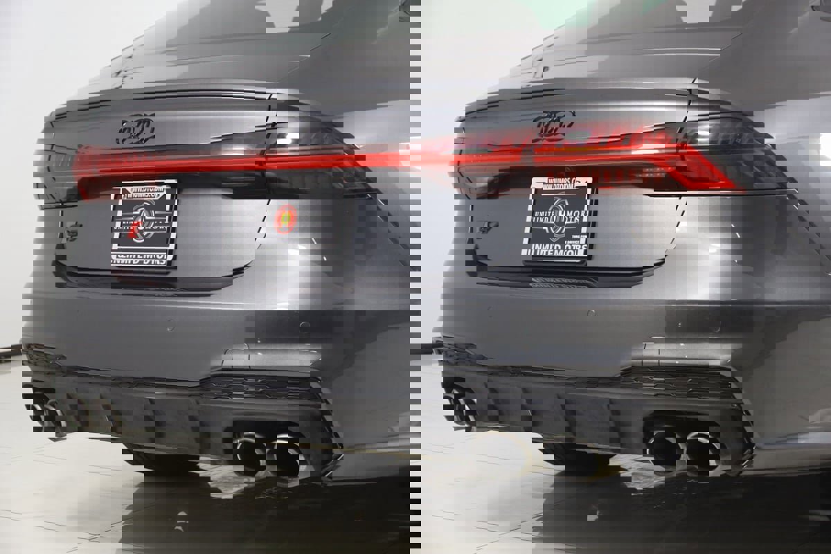 Used 2022 Audi S7 Prestige w/ Prestige Package image 51