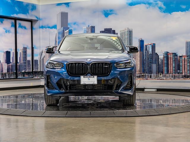 Certified 2025 BMW X4 M40i AWD/4WD image 3