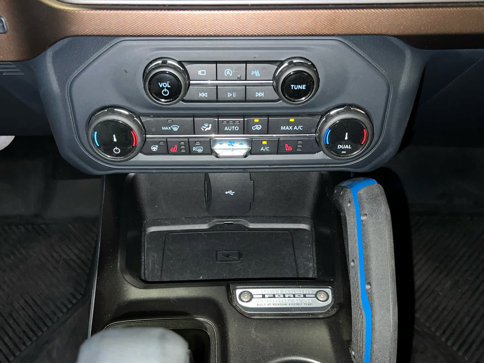 Used 2022 Ford Bronco Outer Banks AWD/4WD image 27