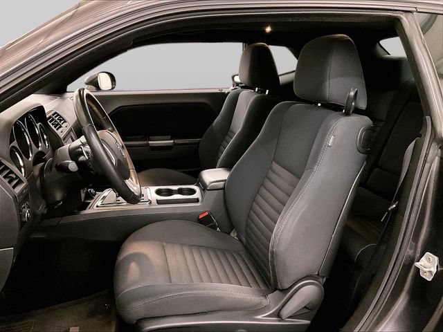 Used 2014 Dodge Challenger R/T w/ Electronics Convenience Group RWD image 25