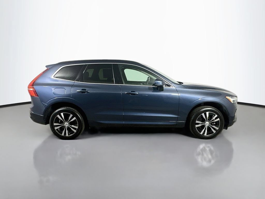 Used 2023 Volvo XC60 B5 Core AWD/4WD image 7