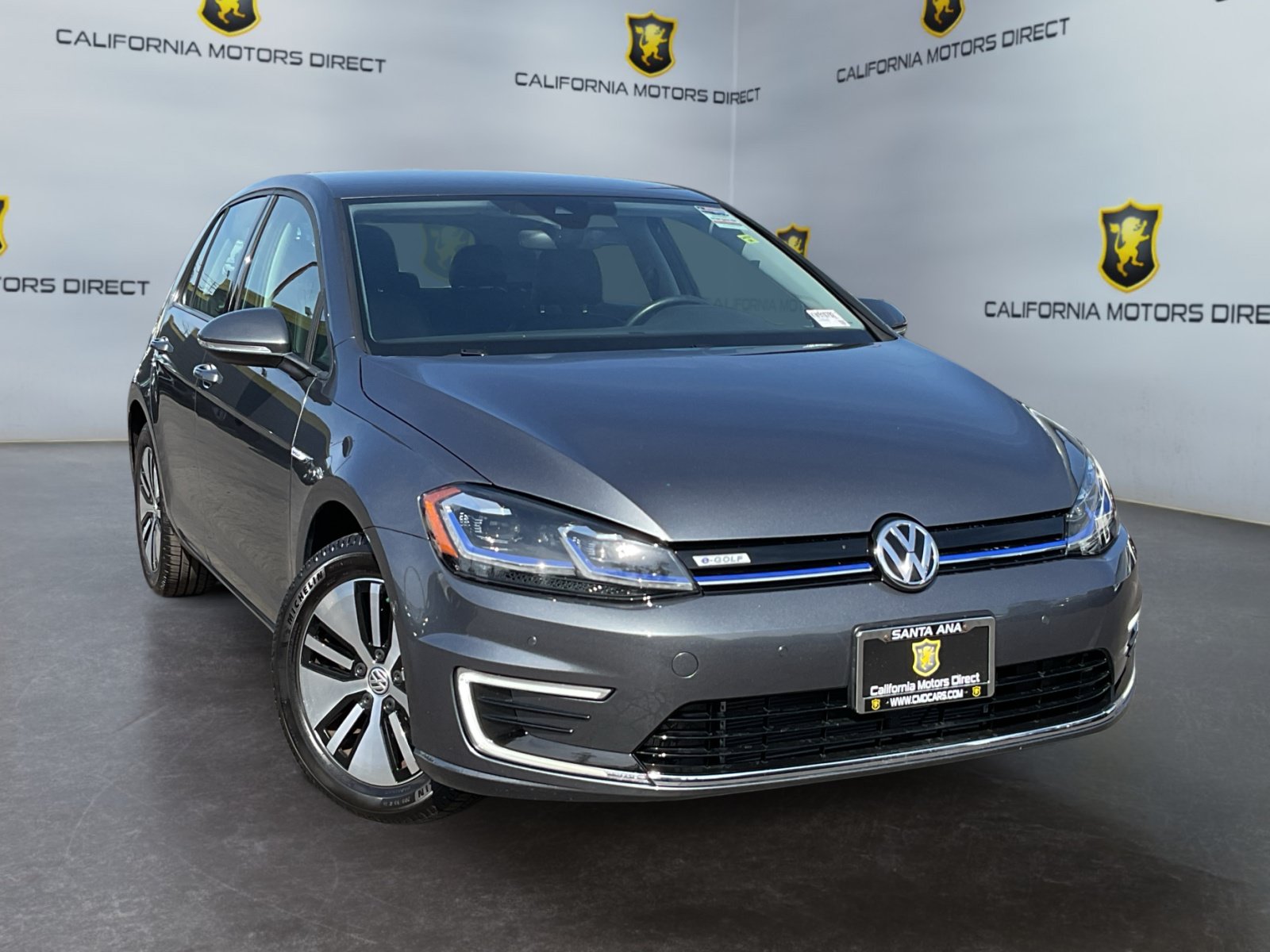 Used 2019 Volkswagen e-Golf SEL Premium FWD image 3