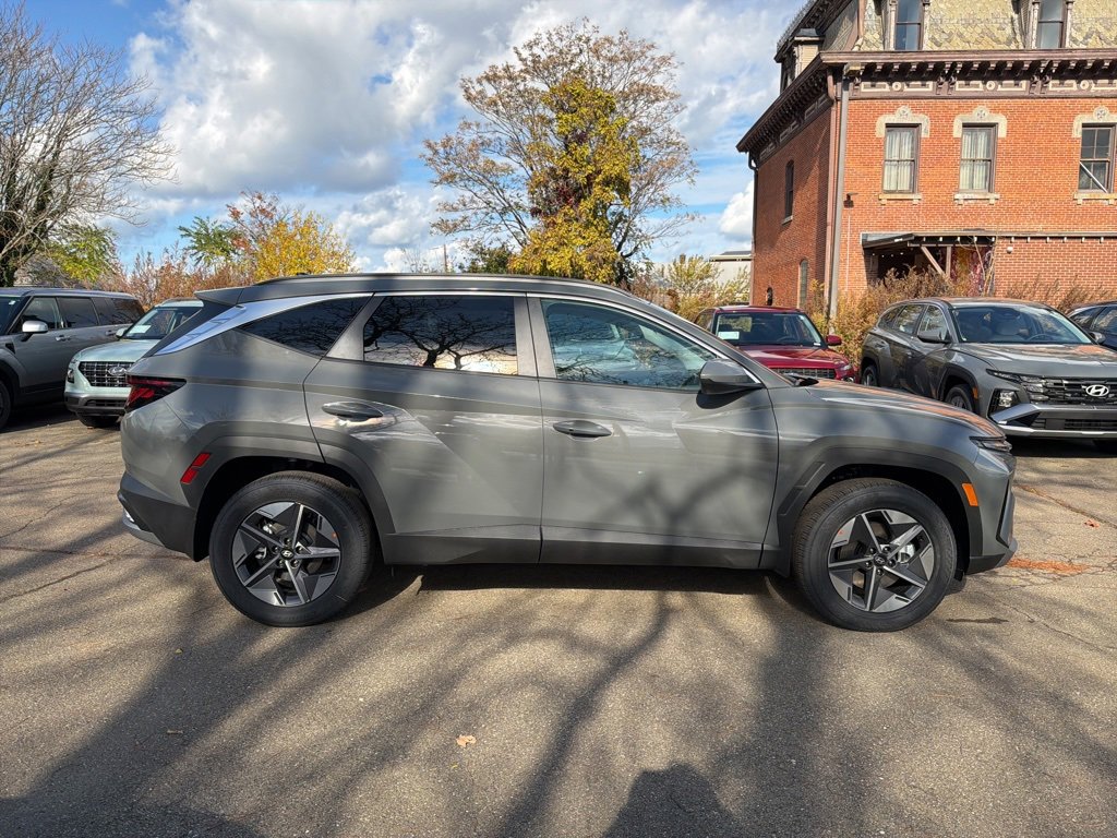 New 2026 Hyundai Tucson SEL image 8