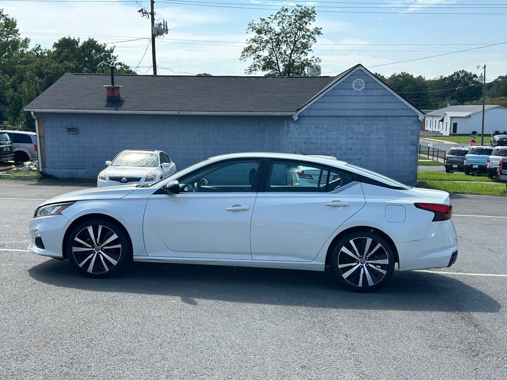Used 2022 Nissan Altima 2.5 SR FWD image 3