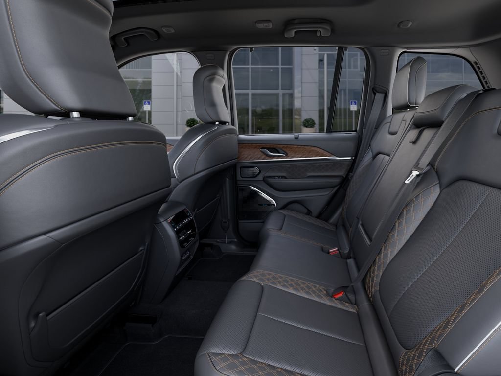 New 2025 Jeep Grand Cherokee Summit AWD/4WD image 24