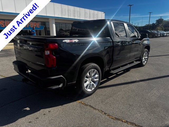 Used 2024 Chevrolet Silverado 1500 Custom AWD/4WD image 3