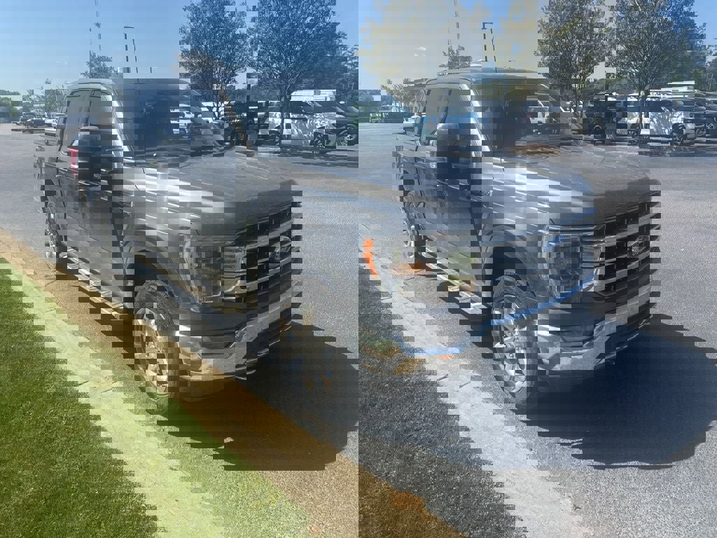 Used 2022 Ford F150 Lariat image 6