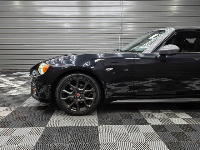 Used 2017 FIAT 124 Spider Abarth RWD image 34