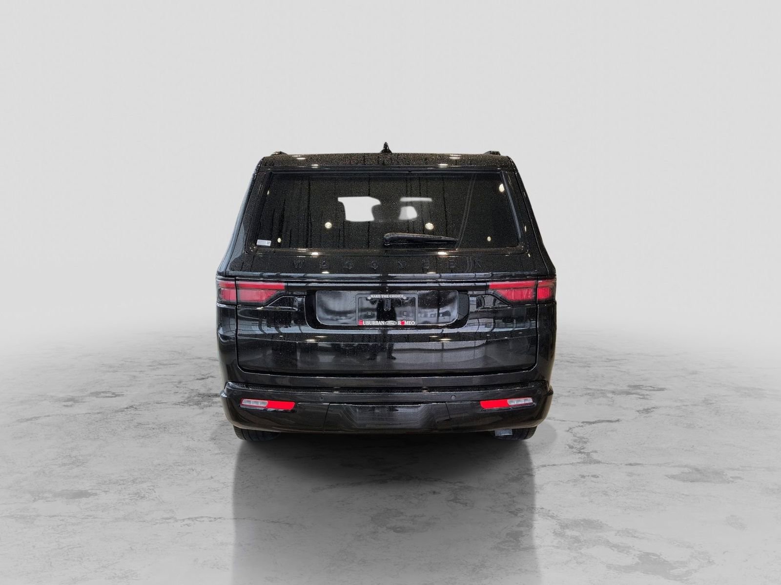 Used 2024 Jeep Wagoneer Series II image 7