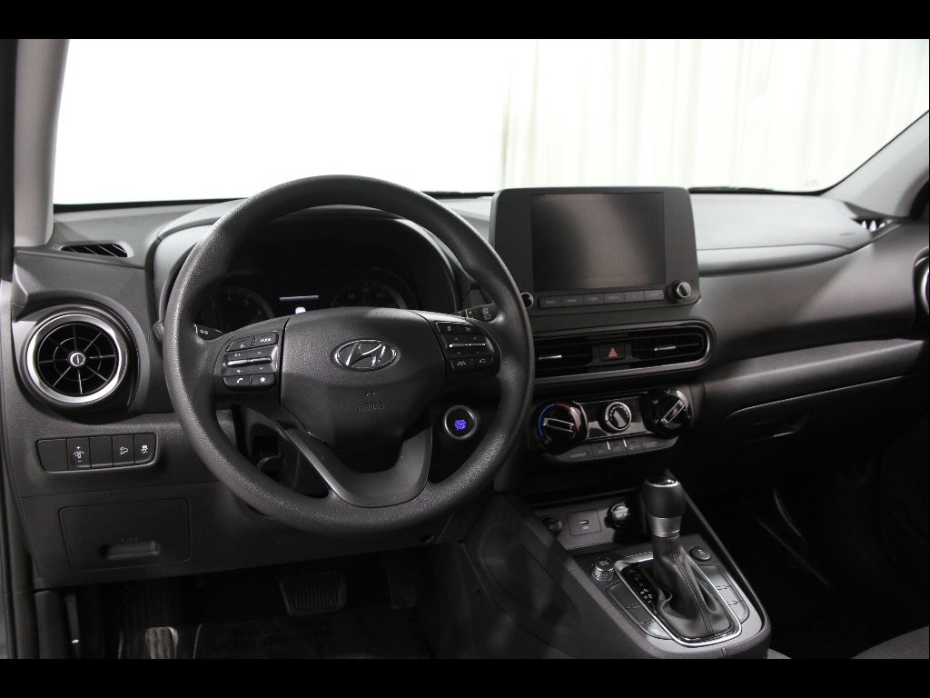 Used 2023 Hyundai Kona SEL image 6