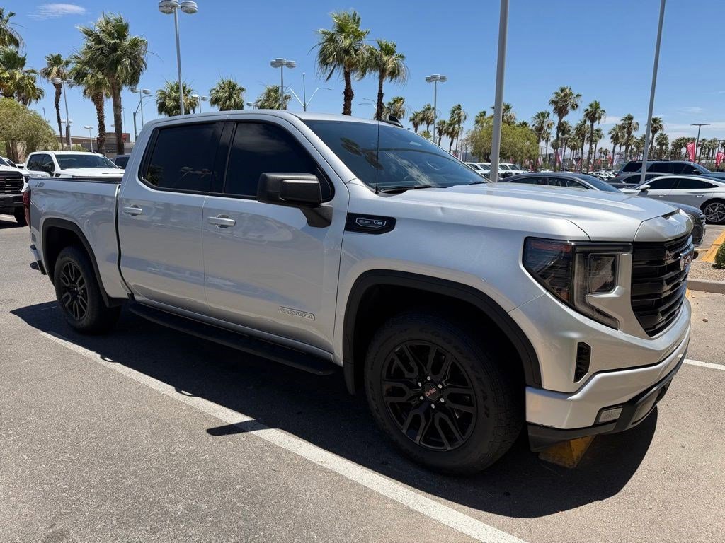 Certified 2022 GMC Sierra 1500 Elevation w/ X31 Off-Road Package AWD/4WD image 2