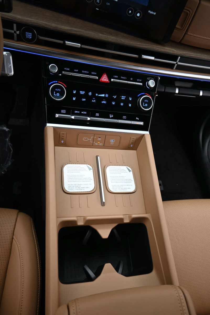 New 2026 Hyundai Santa Fe Limited AWD/4WD image 22