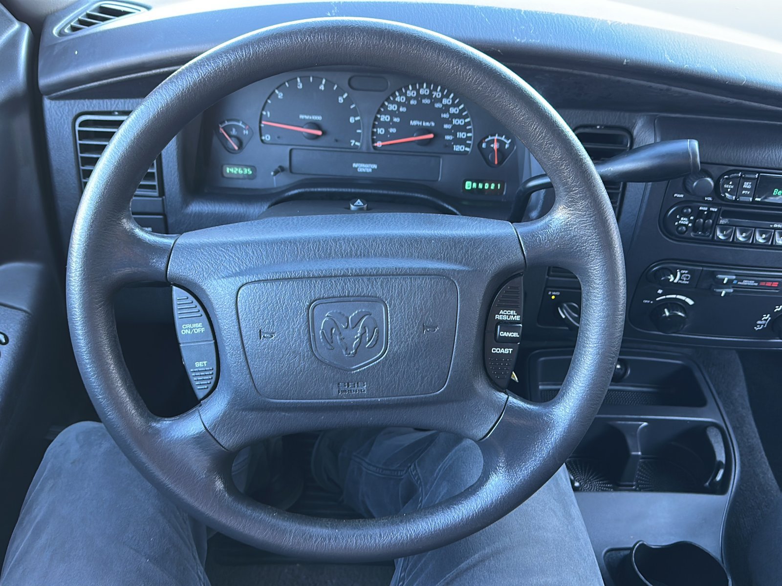 Used 2003 Dodge Durango Sport AWD/4WD image 15