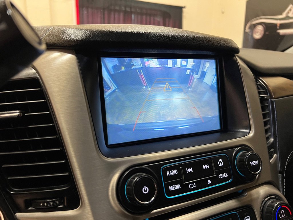 Used 2020 GMC Yukon XL Denali w/ Denali Premium Package RWD image 32