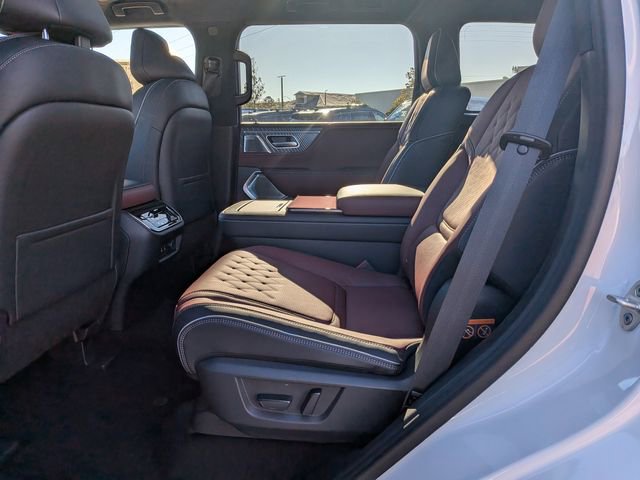 New 2026 INFINITI QX80 Autograph w/ Premium Cargo Package image 13