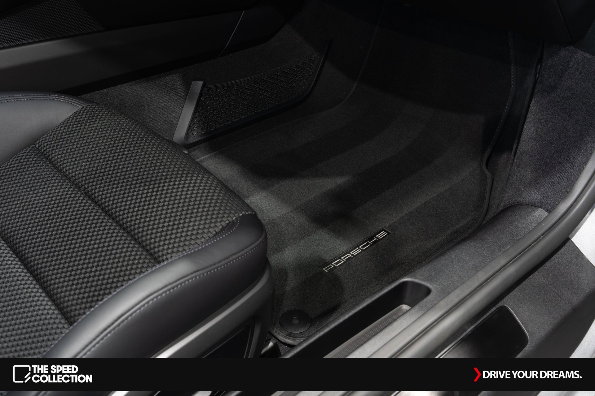 Used 2024 Porsche 911 Carrera T image 24