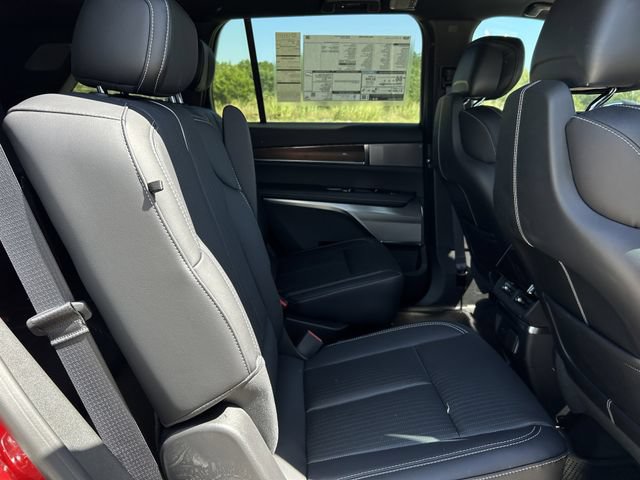 New 2026 Cadillac Vistiq Sport AWD/4WD image 24