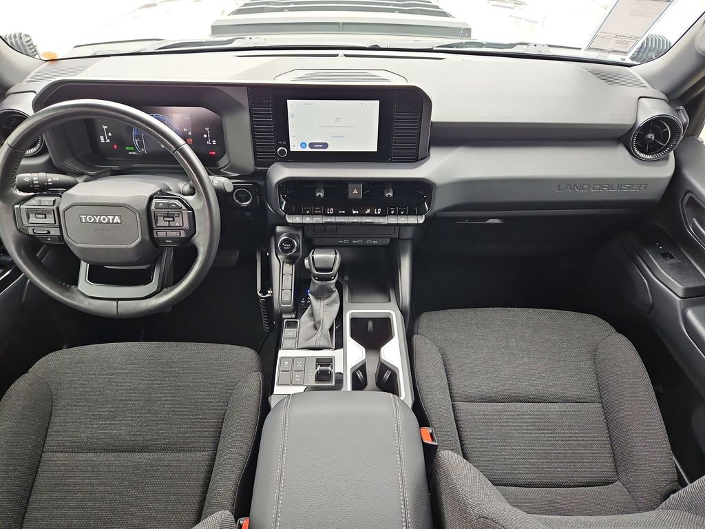 Used 2024 Toyota Land Cruiser image 11