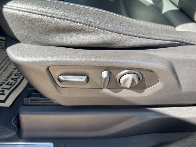 Used 2021 GMC Sierra 1500 SLT w/ SLT Convenience Package image 19