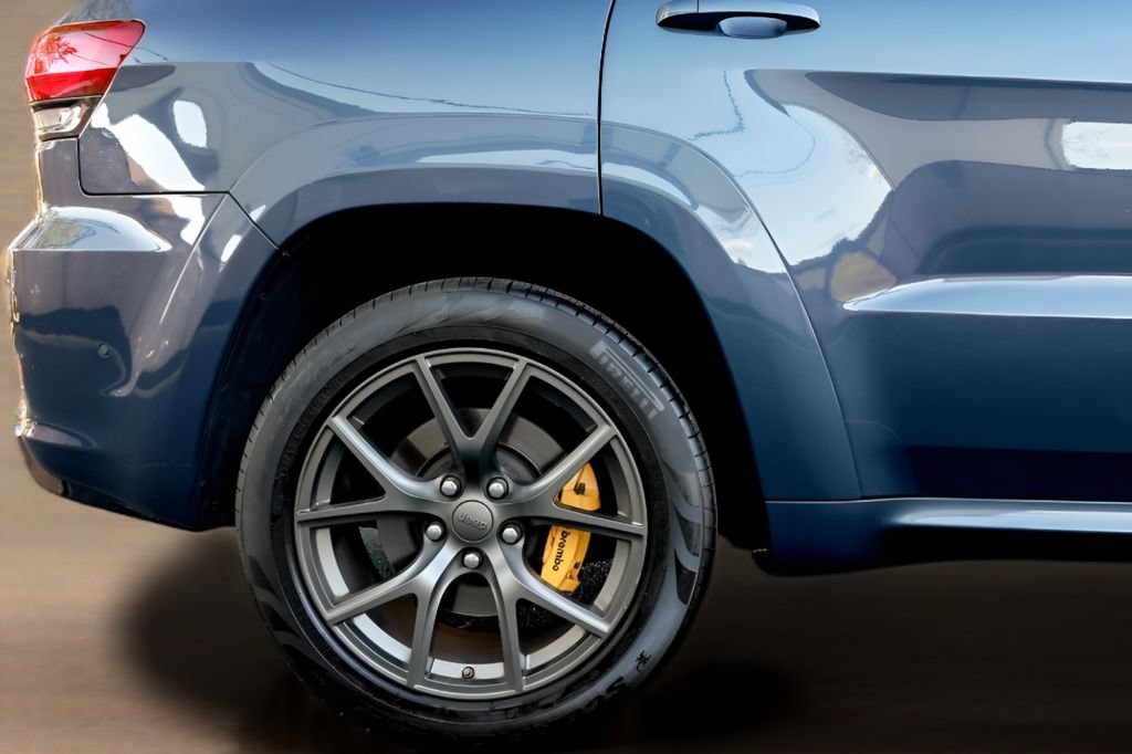 Used 2020 Jeep Grand Cherokee Trackhawk AWD/4WD image 12