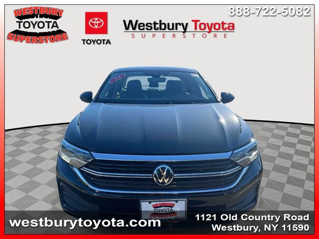 Used 2022 Volkswagen Jetta SE FWD image 3