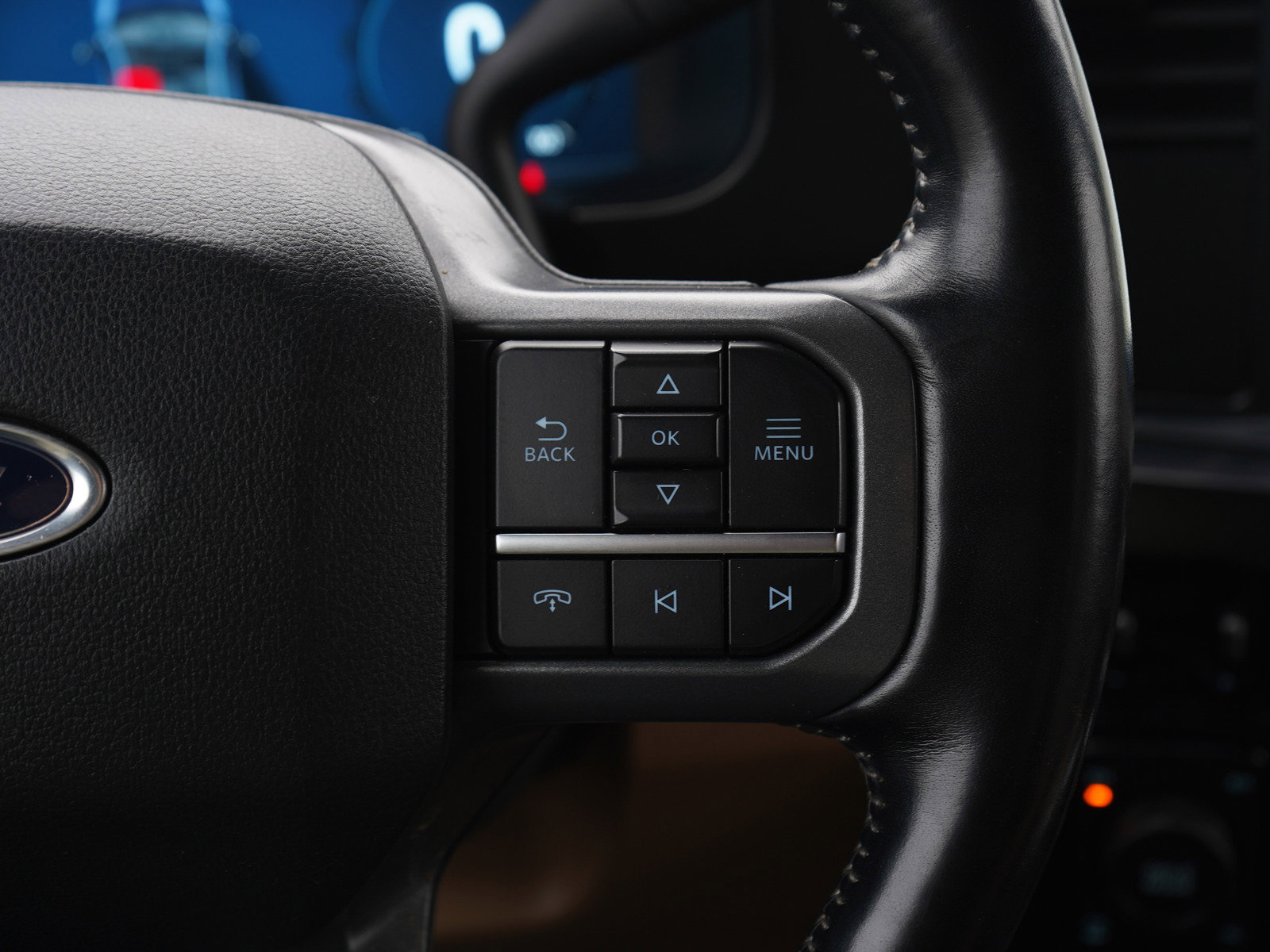 Used 2023 Ford F350 Lariat image 33