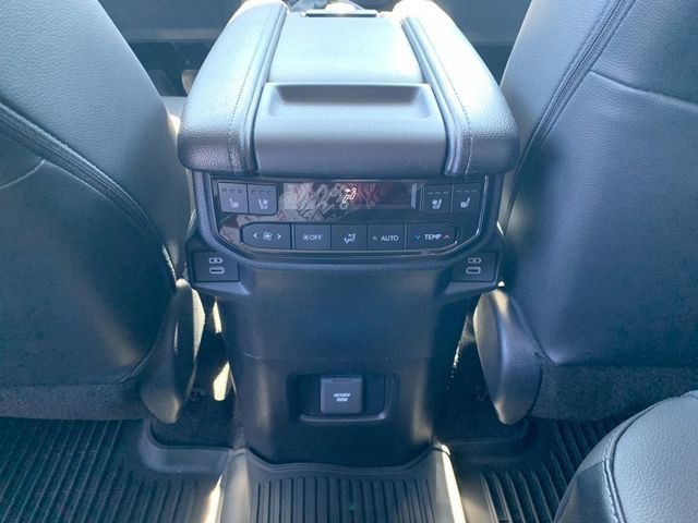 New 2026 Toyota Grand Highlander Platinum image 14