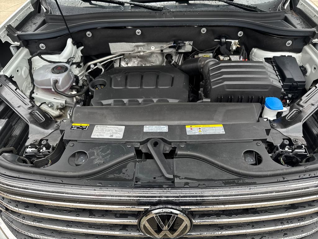 Used 2024 Volkswagen Atlas SE image 35