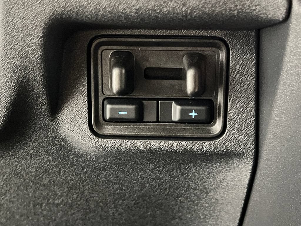 Used 2025 Ford Expedition Active RWD image 67