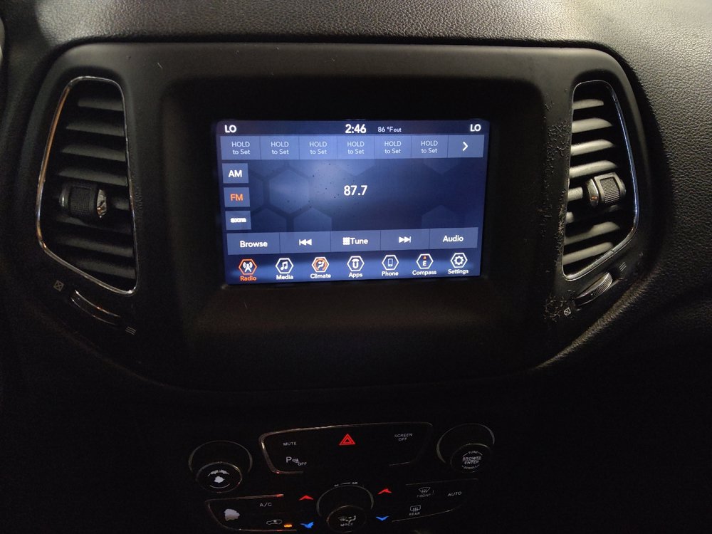 Used 2019 Jeep Compass Sport w/ Tech Group FWD image 25