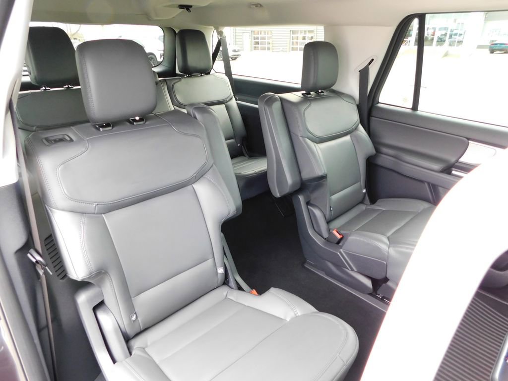 New 2026 Ford Expedition Max Active image 23