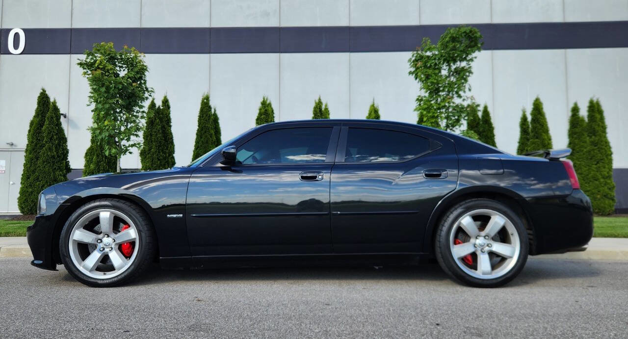 Used 2007 Dodge Charger SRT8 w/ SRT Option Group III RWD image 2