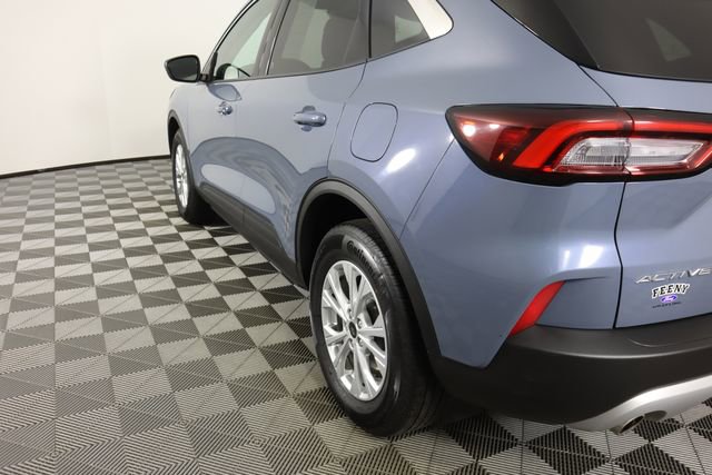 Certified 2023 Ford Escape Active image 17