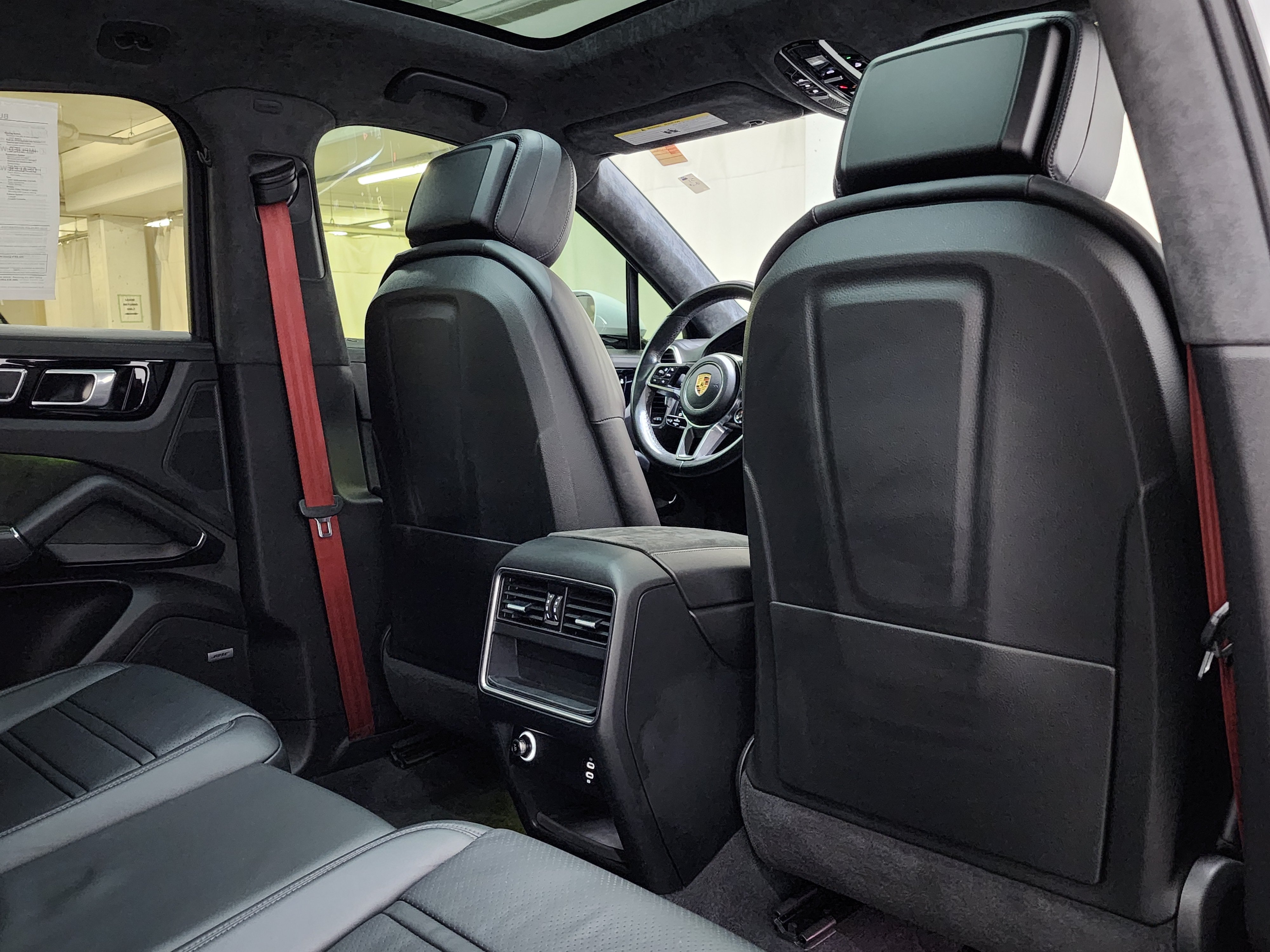 Used 2021 Porsche Cayenne GTS AWD/4WD image 19