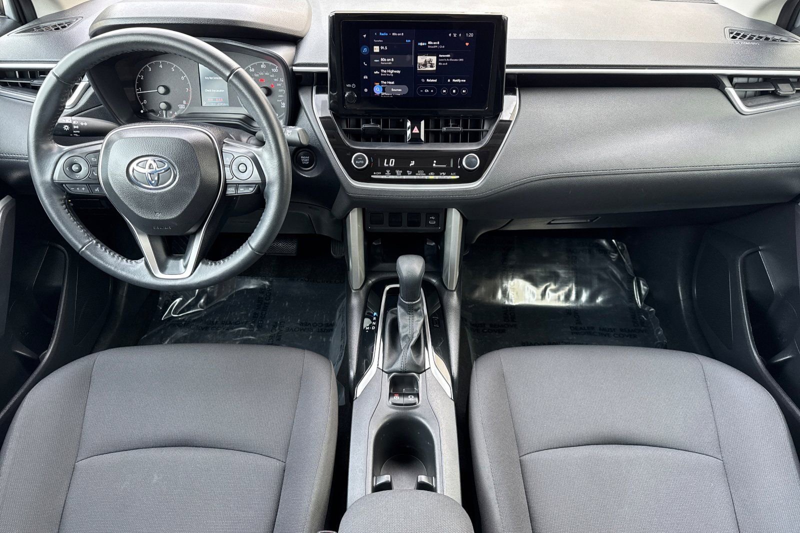 Used 2024 Toyota Corolla Cross LE image 13