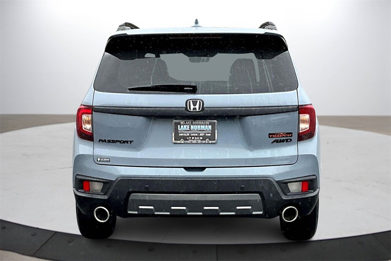 Used 2022 Honda Passport TrailSport image 7