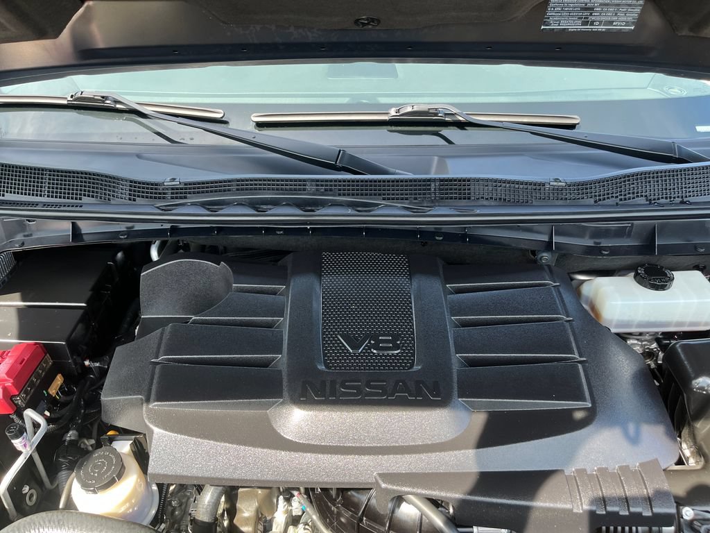 Used 2024 Nissan Titan SV w/ SV Convenience Package AWD/4WD image 21