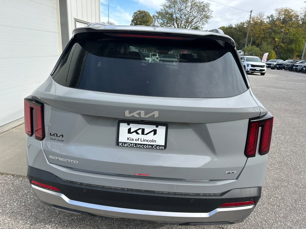 New 2026 Kia Sorento S image 5