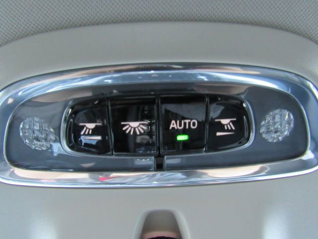 Used 2020 Volvo XC60 T8 Inscription image 56