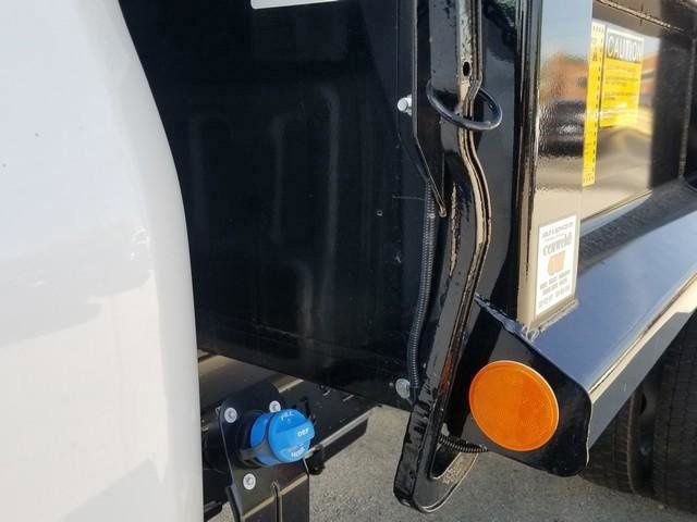 New 2025 Ford F550 4x4 Regular Cab Super Duty image 19