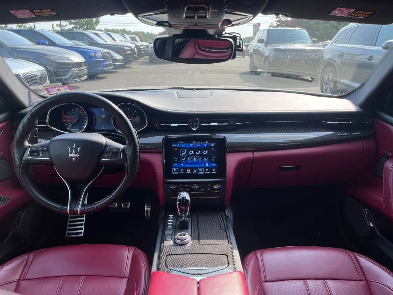 Used 2018 Maserati Quattroporte S GranSport Q4 AWD/4WD image 29