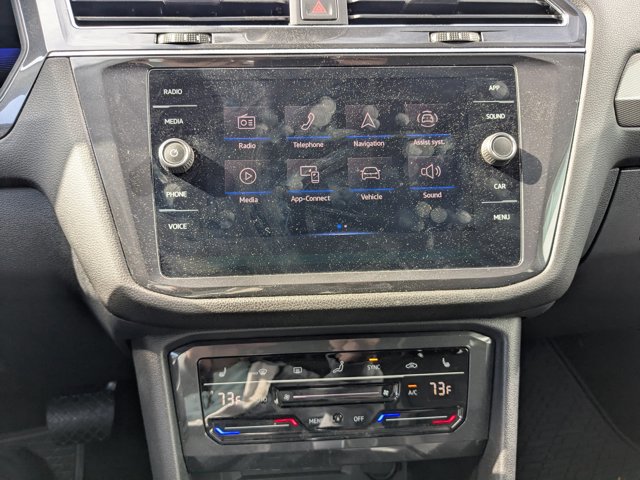 Used 2022 Volkswagen Tiguan SE image 19