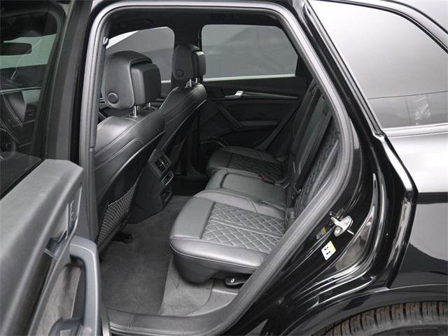 Used 2020 Audi SQ5 Premium Plus w/ Premium Plus Package image 32