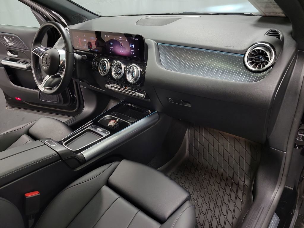 Used 2024 Mercedes-Benz GLA 250 4MATIC image 24