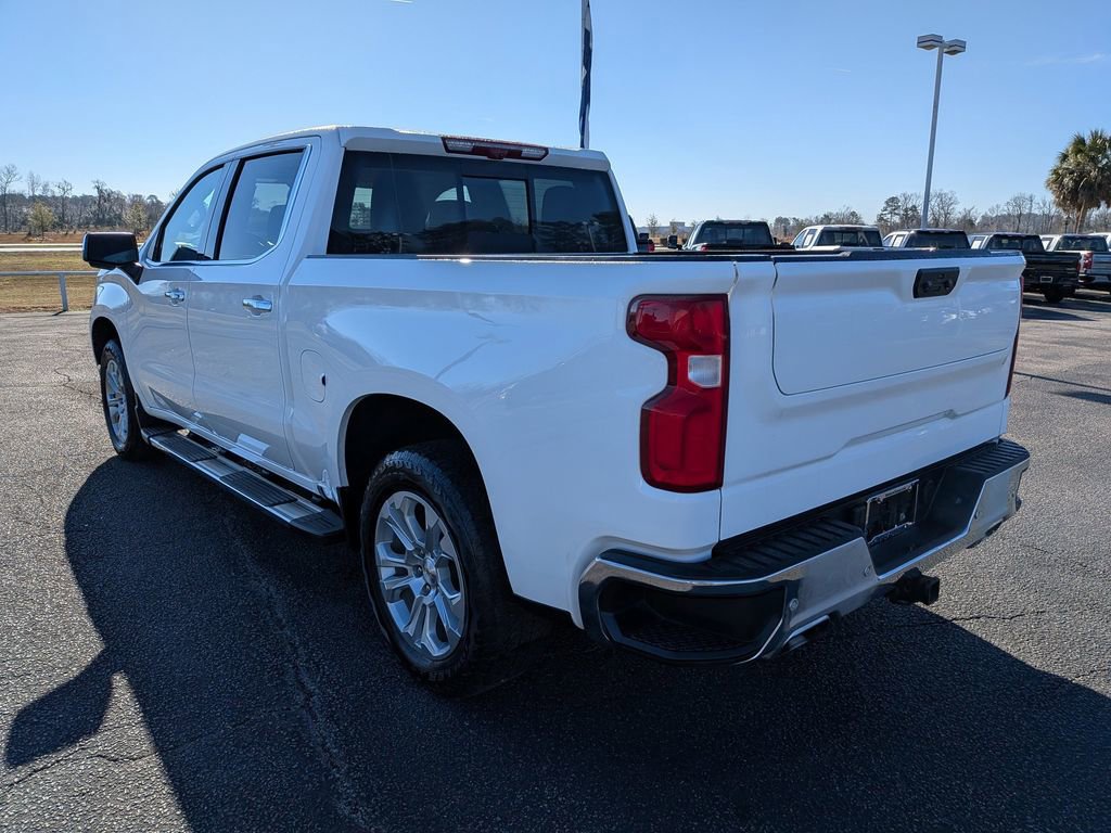 Used 2025 Chevrolet Silverado 1500 LTZ AWD/4WD image 8