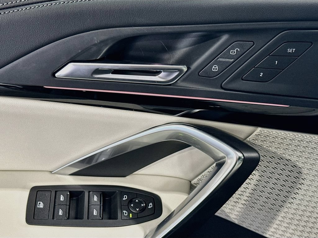 New 2027 BMW X1 xDrive28i AWD/4WD image 18