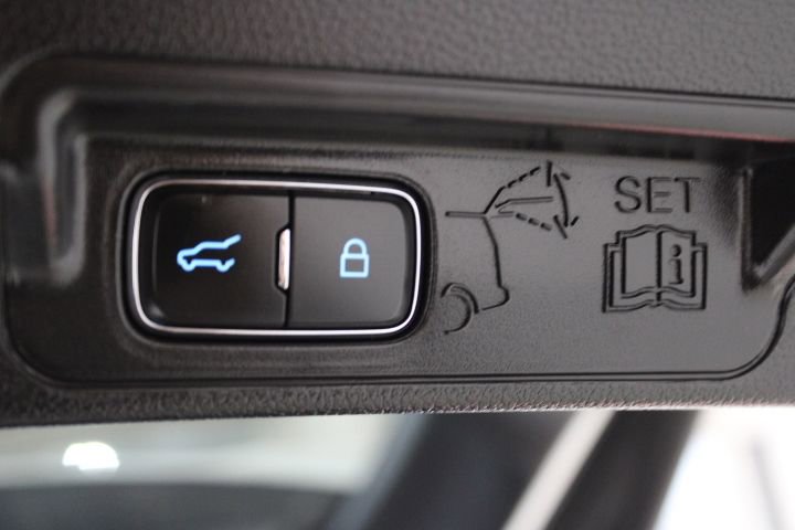 Used 2022 Ford Explorer ST w/ Equipment Group 401A image 16