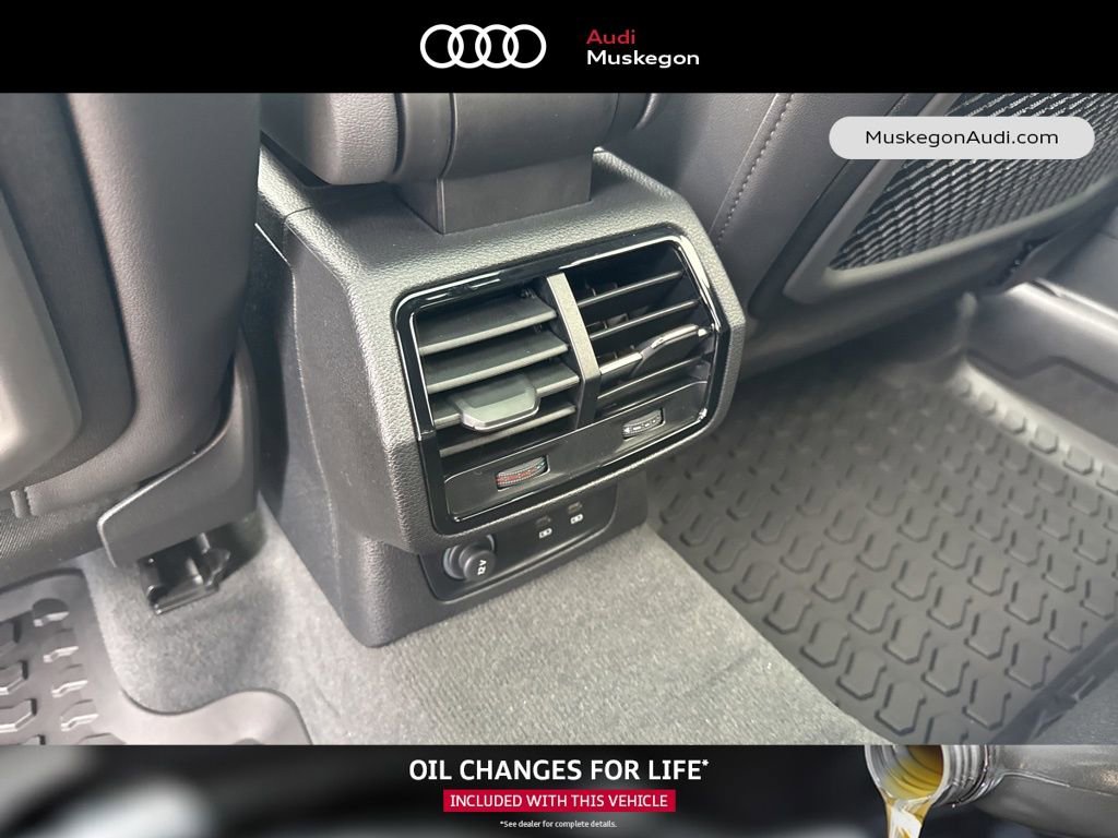 New 2025 Audi Q3 2.0T Premium Plus image 26
